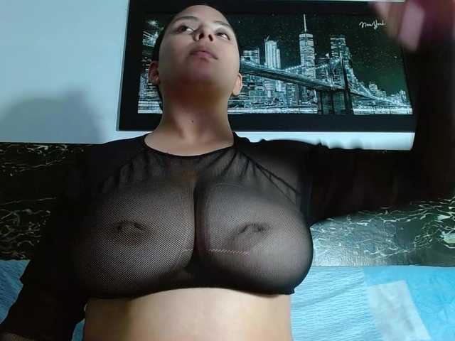 Natural-boobs live webcam show