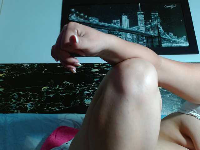 Natural-boobs live cam on BongaCams
