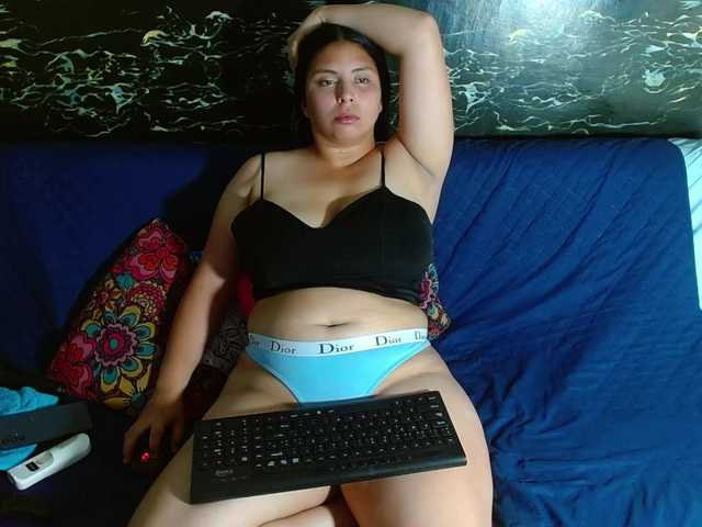 Natural-boobs live cam on BongaCams