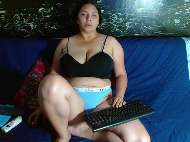 Natural-boobs live webcam show
