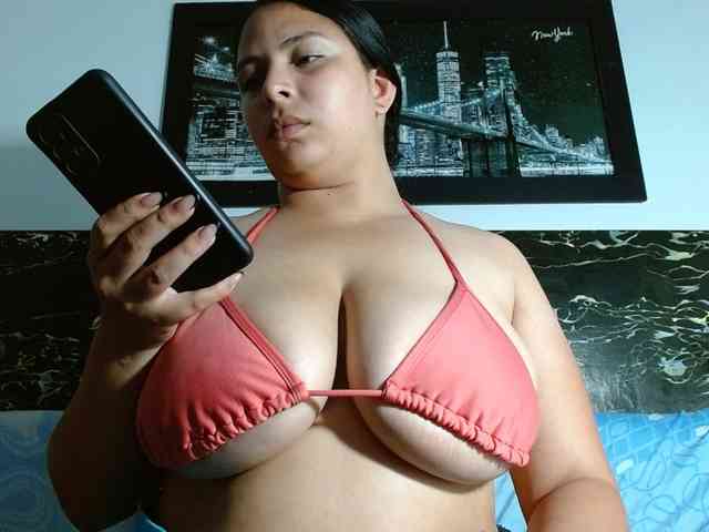 Модель: Natural-boobs