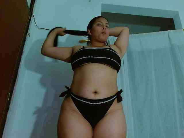 Natural-boobs webcam