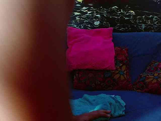 Natural-boobs webcam
