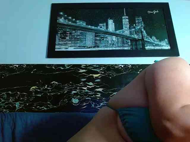Natural-boobs webcam
