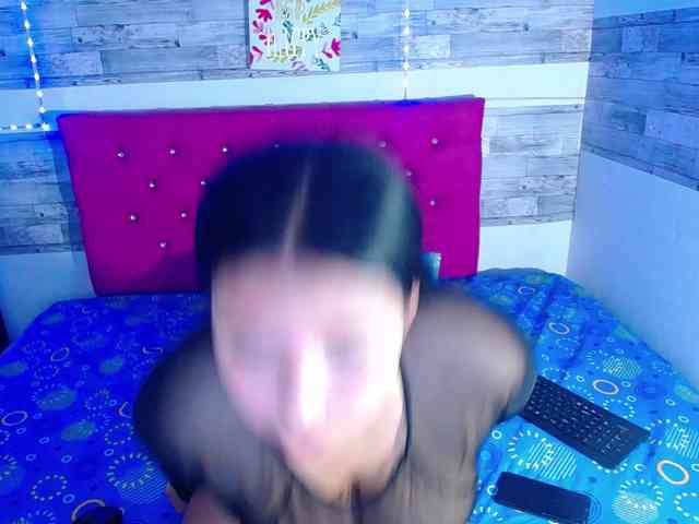 Natural-boobs webcam