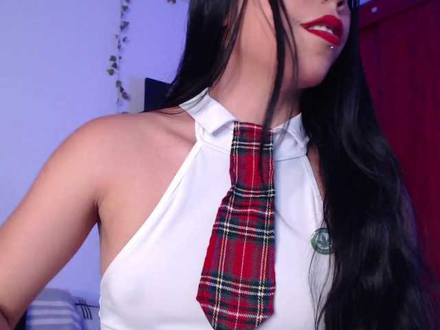 littlekayla live cam on BongaCams