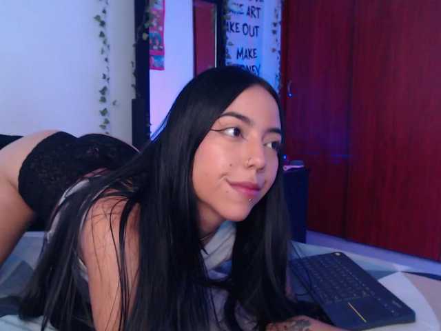 littlekayla live cam on BongaCams