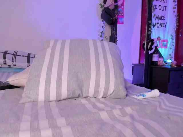littlekayla webcam