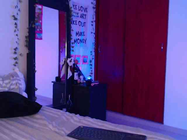 littlekayla webcam