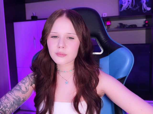 love-stealer live webcam show