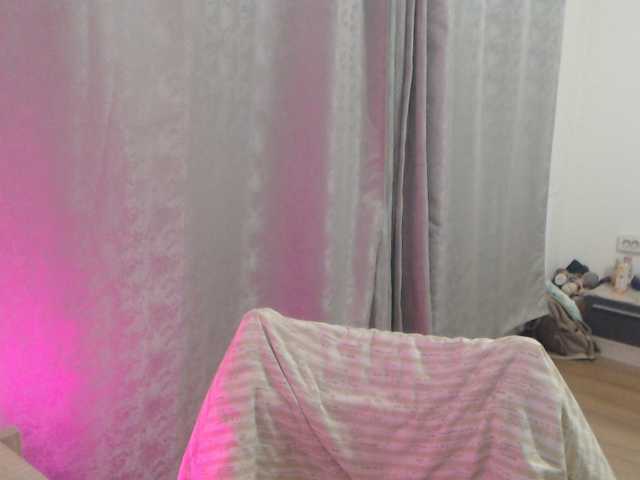 Kiss4foryou live cam on BongaCams