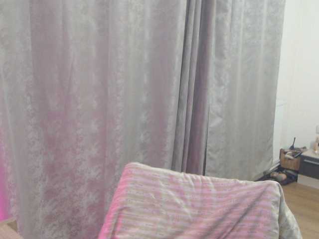 Kiss4foryou live cam on BongaCams