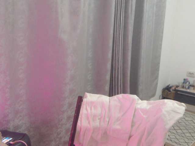 Kiss4foryou live cam on BongaCams