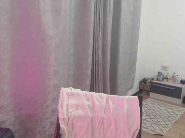 Kiss4foryou webcam