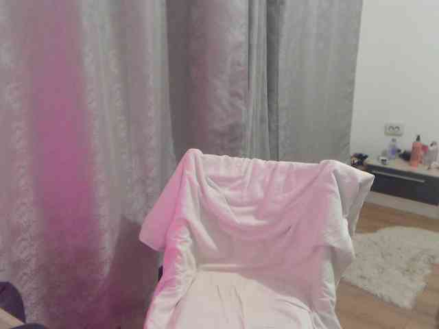 Kiss4foryou webcam