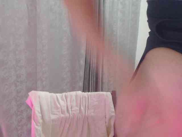 Kiss4foryou webcam