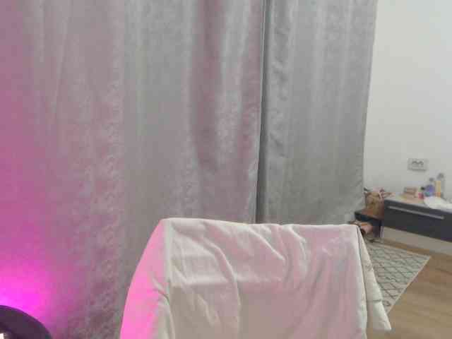 Kiss4foryou webcam