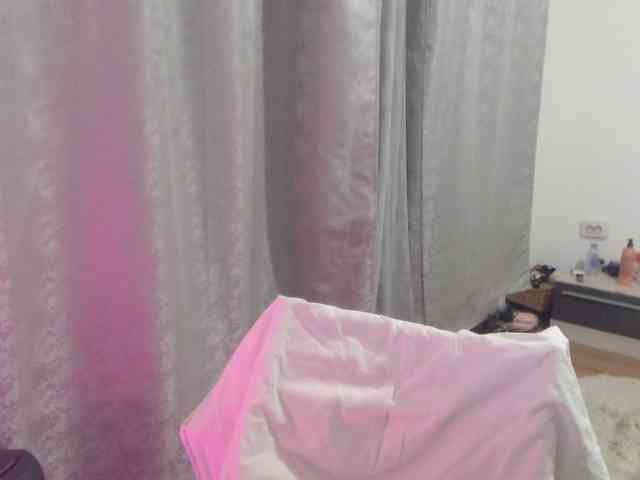 Kiss4foryou webcam