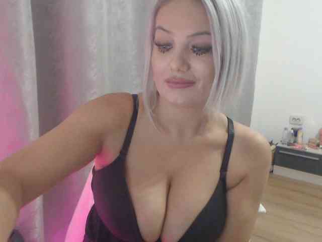 Kiss4foryou webcam