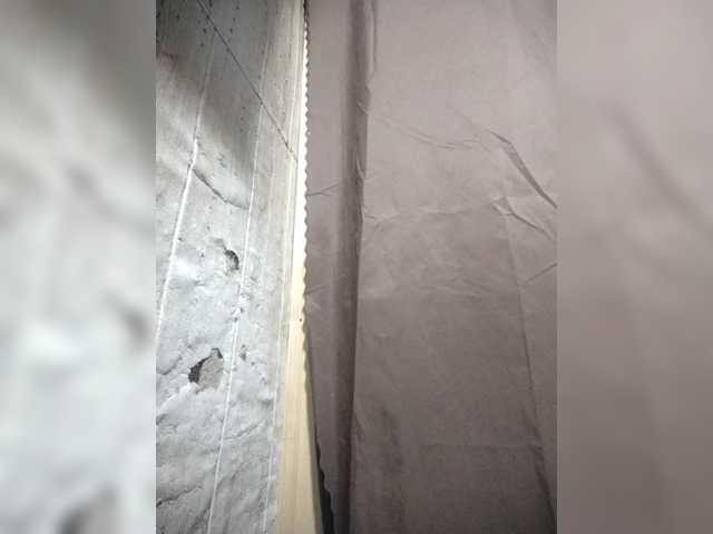 Rainie live cam preview