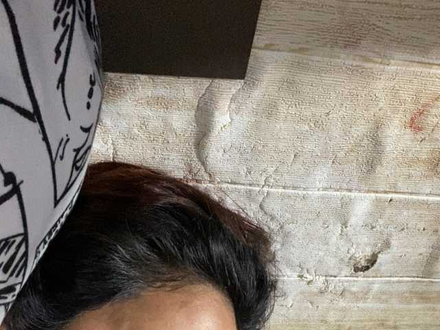 Rainie live cam preview
