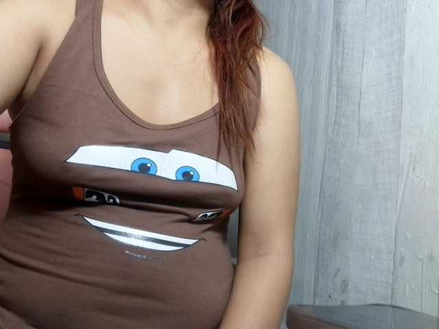 Rainie live cam