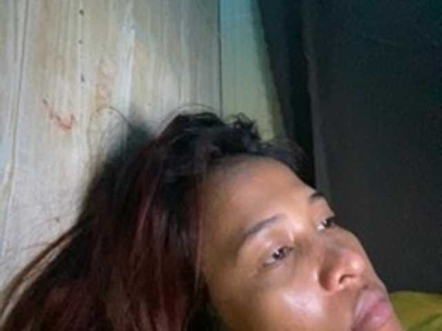 le modèle Rainie est en webcam porno dans un show sur le site bongacams, il possède les tags suivants: Asian,Redhead,Trimmed