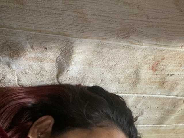 Rainie live cam
