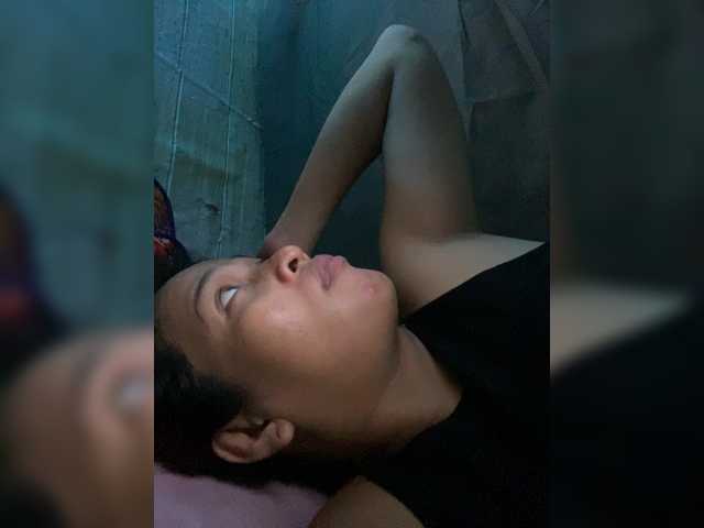 Rainie live webcam show