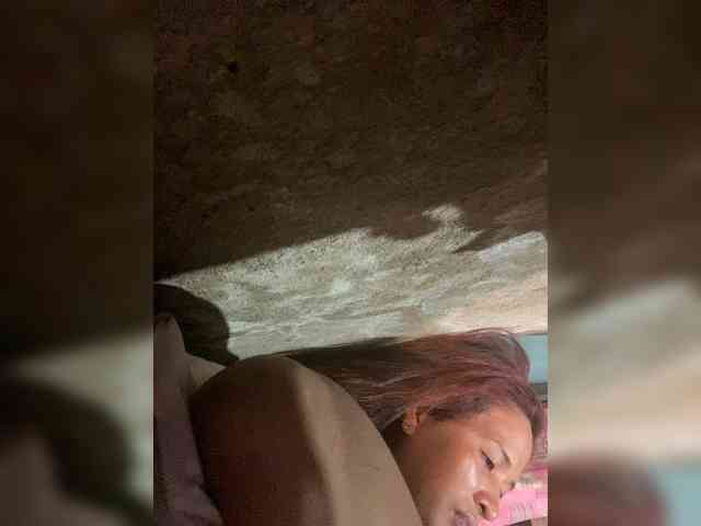 MoonFlowers webcam