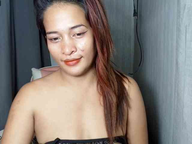 Rainie's cam show statistics and live stream