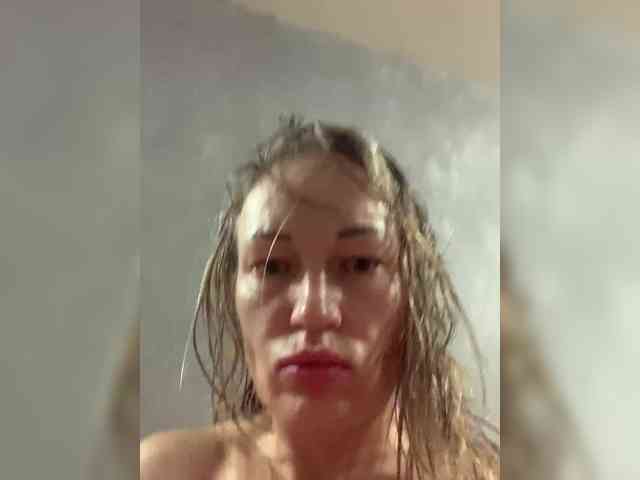 IzoldaBraunF webcam