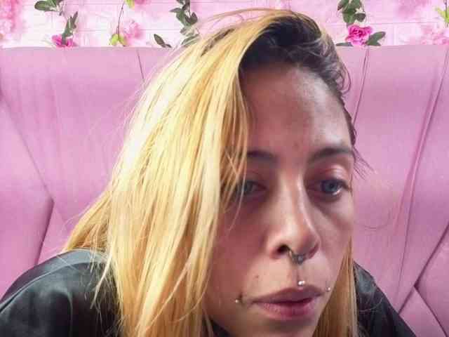 AnalHade webcam