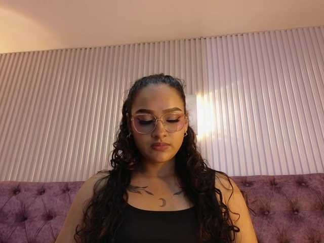 Emily-Foxyy's BongaCams show and profile