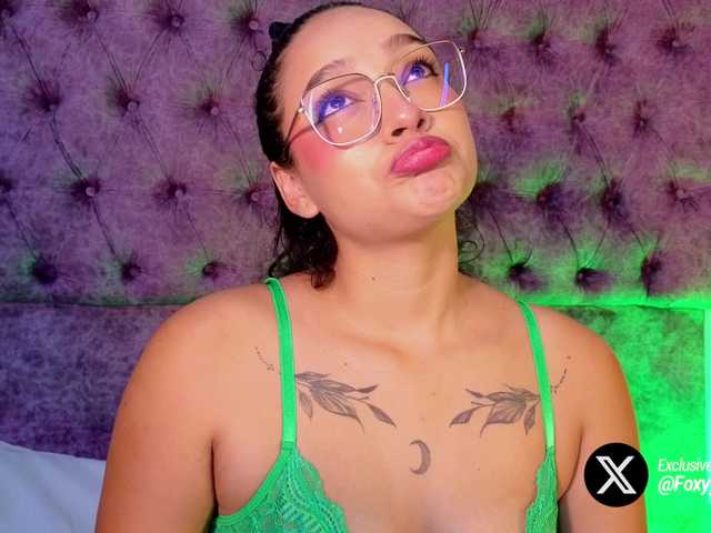 Emily-Foxyy