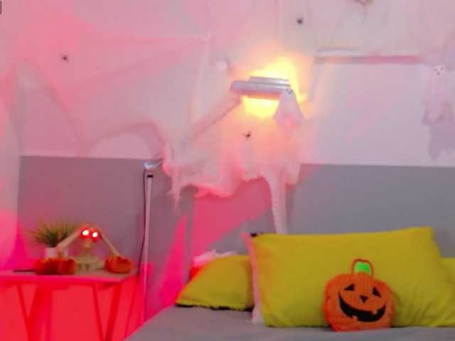 skinnyprinces live cam on BongaCams