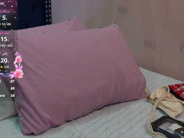 skinnyprinces live cam on BongaCams