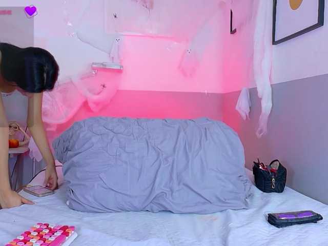 skinnyprinces live cam on BongaCams
