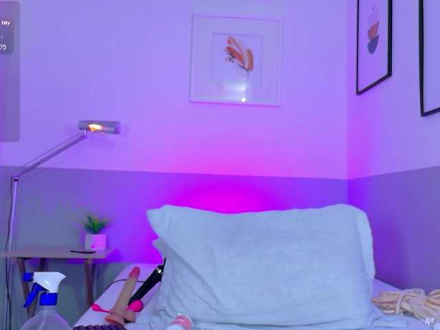 skinnyprinces live cam on BongaCams