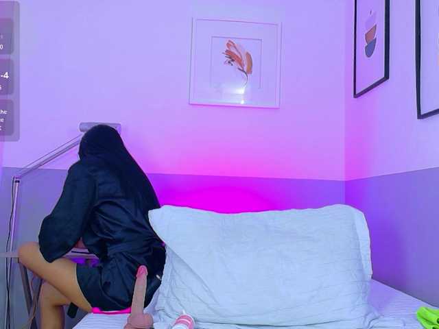 skinnyprinces live cam on BongaCams