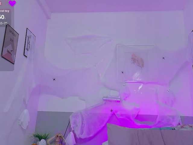 skinnyprinces live cam on BongaCams