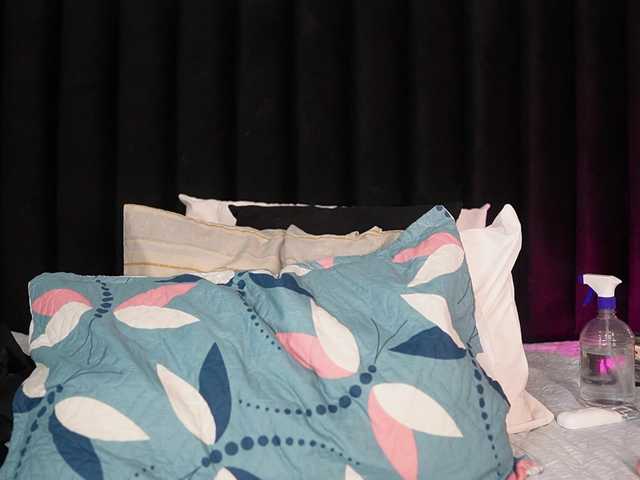 skinnyprinces live cam on BongaCams