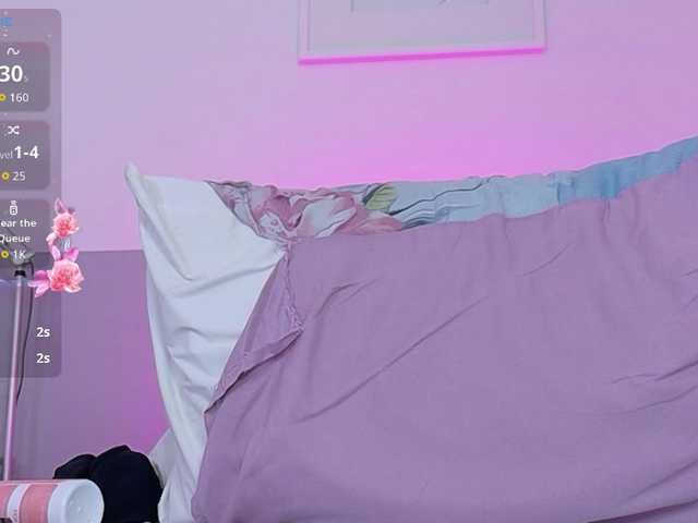 skinnyprinces live cam on BongaCams
