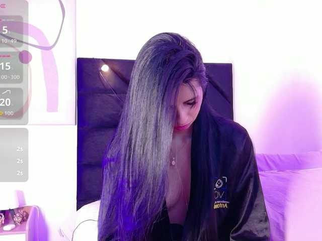 skinnyprinces live cam on BongaCams