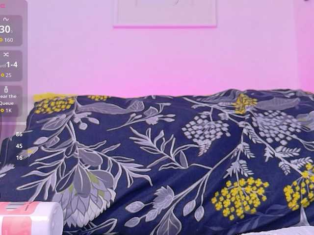 skinnyprinces live cam on BongaCams