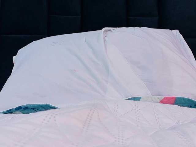 skinnyprinces's BongaCams show and profile