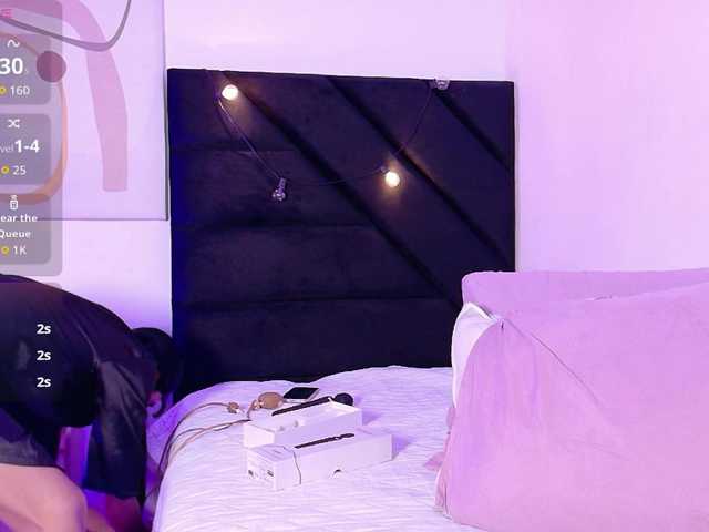 skinnyprinces live webcam show