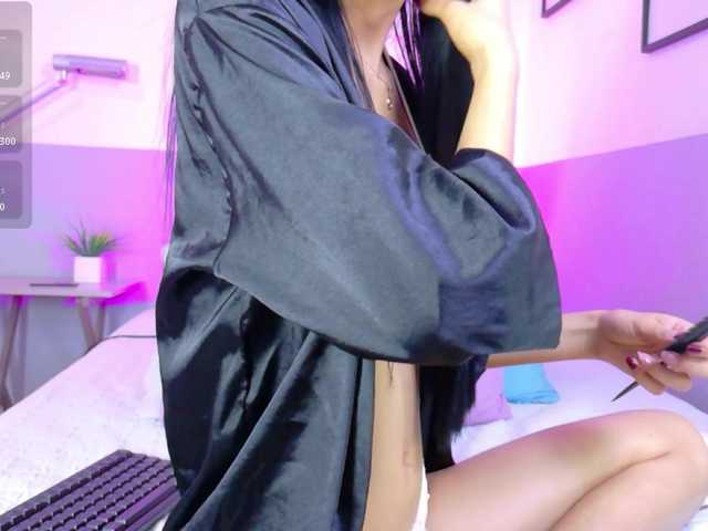 skinnyprinces live cam on BongaCams