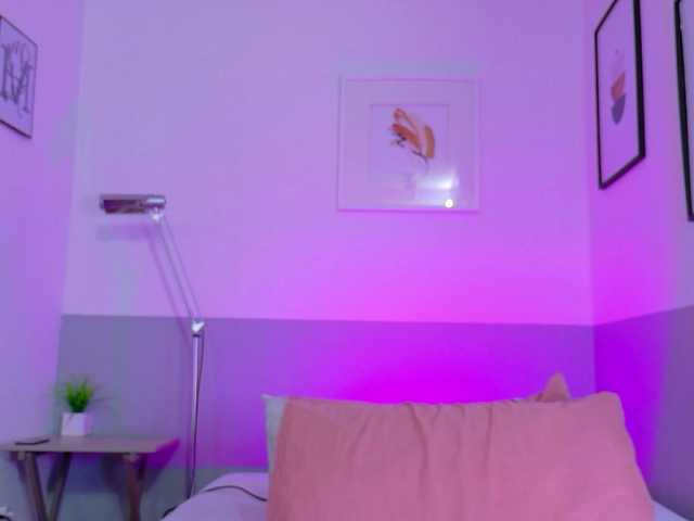 skinnyprinces live cam on BongaCams