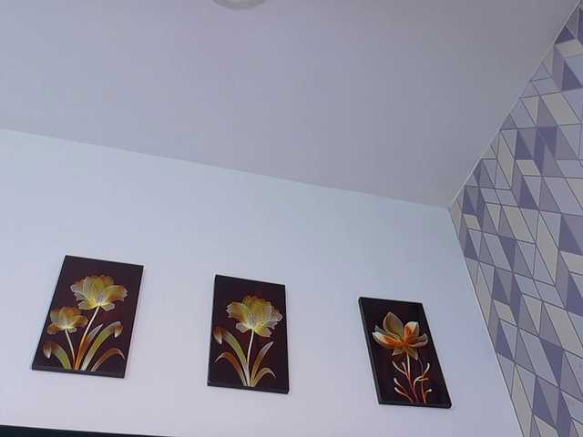 skinnyprinces's BongaCams show and profile